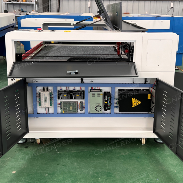 Лазерно-гравировальная машина Ray 1390 N Plus 1